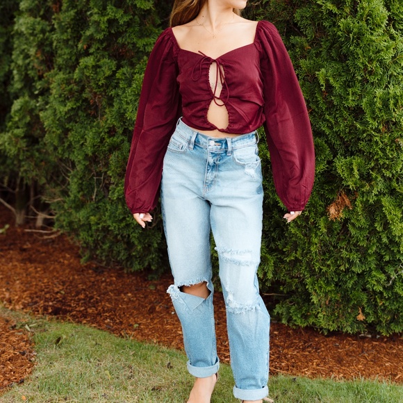 Long Sleeve cutout top - Picture 1 of 2